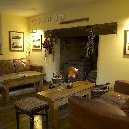 The Kinmel Arms Hotel อะแบร์เกล ภายนอก รูปภาพ